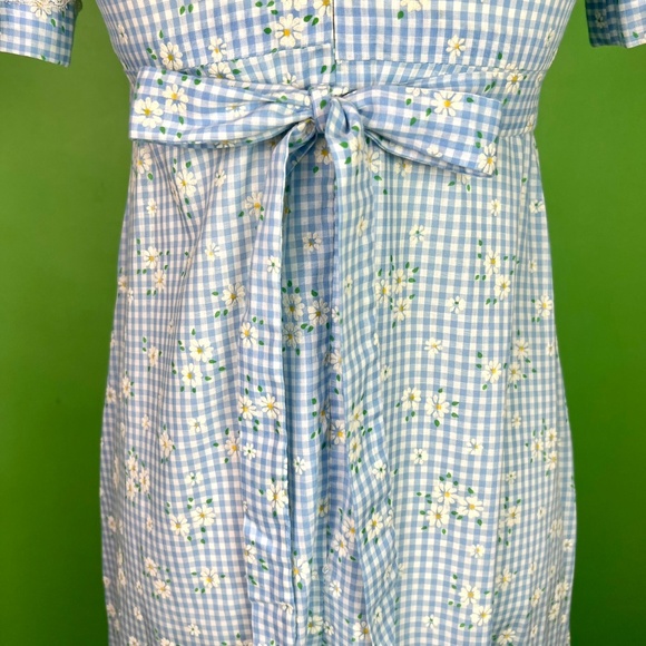 Vintage 60s 70s Blue Gingham Flocked Daisy Empire Waist Dress - Size XS - Picture 8 of 9